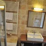 Hotell Louisa 3*