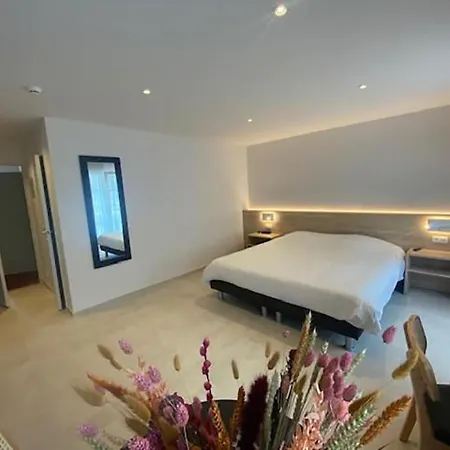 Hotell Louisa 3*