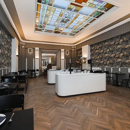 Louisa Hotel 3*