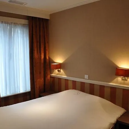 Louisa מלון אוסטנדה